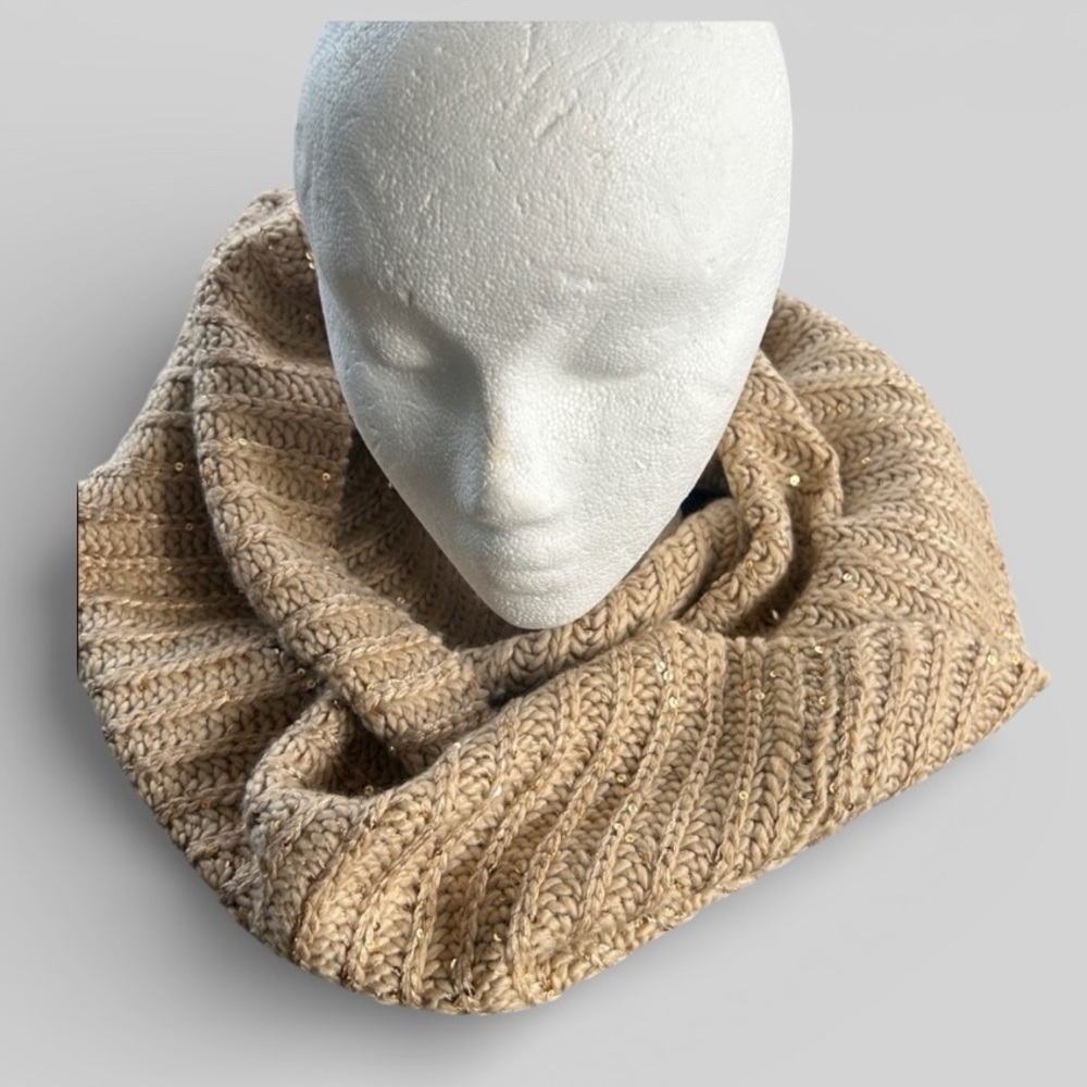 Noelle Enterprise tight knit gold sequin metallic tan infinity scarf one size
